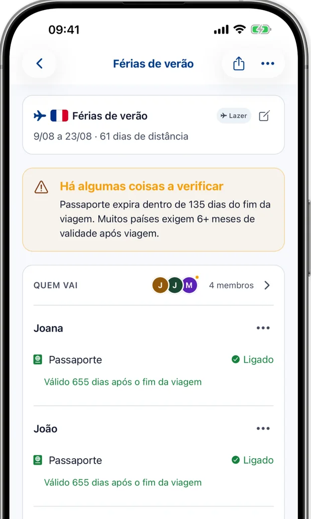 Ecrã de Viagem com aviso de que um passaporte expira dentro de 135 dias do fim da viagem